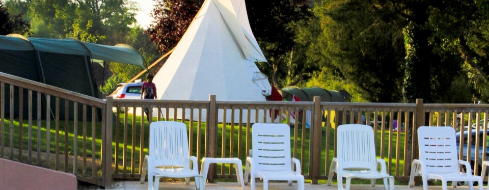Camping Le Brévedent Calvados – emlacements piscine 3- Camping Le Brévedent Calvados - emlacements piscine 3-