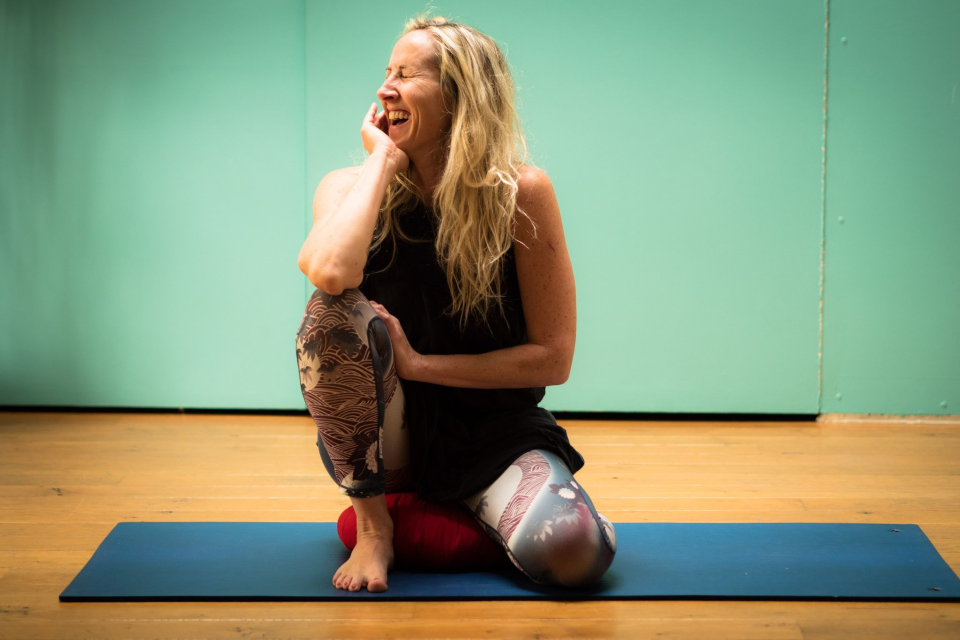 Axelle, professeur de yoga.